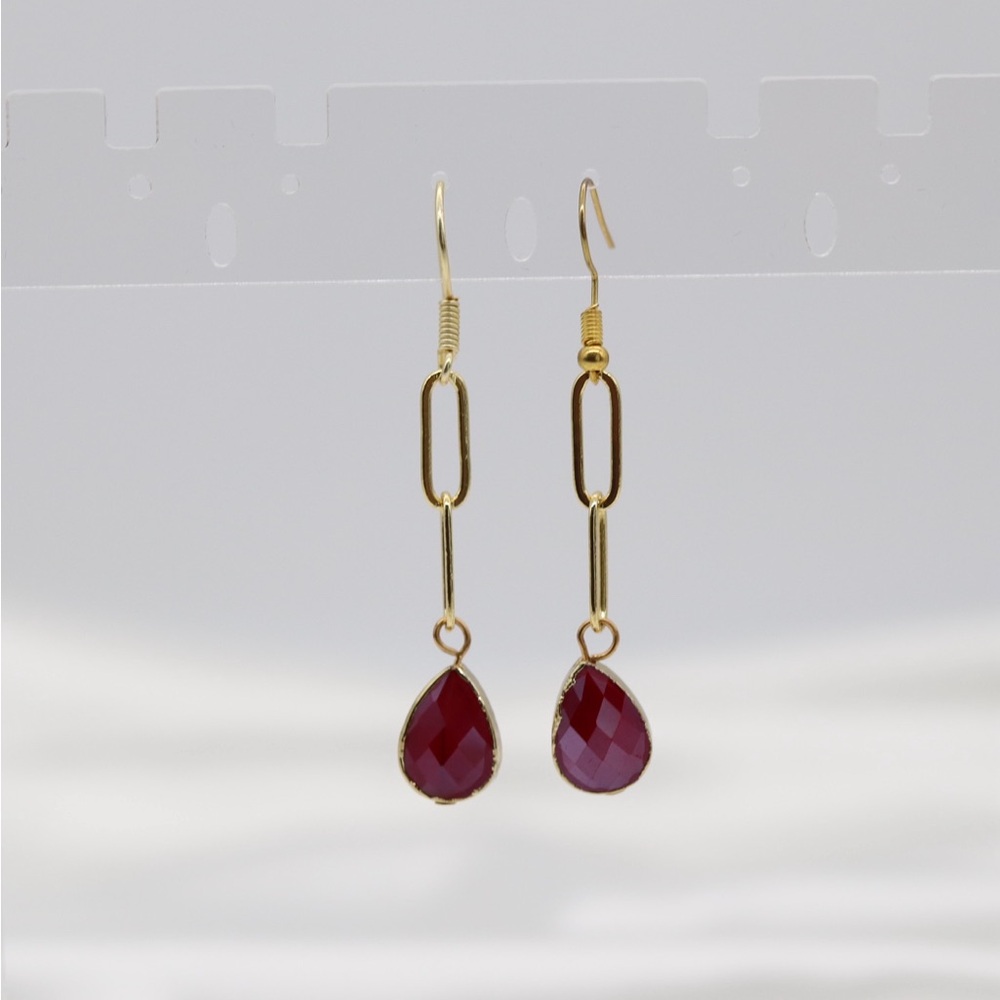 Gold Chain With Ruby Red Stone Dangling Earrings - image 3